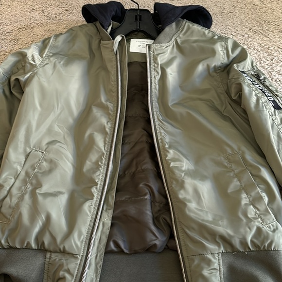 Lindex Bomber Jacket - Picture 6 of 7